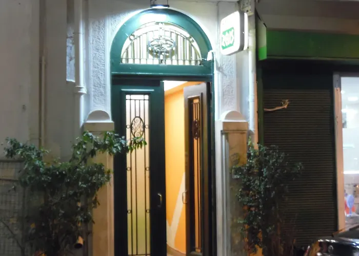 Zeus Hostel Atenas